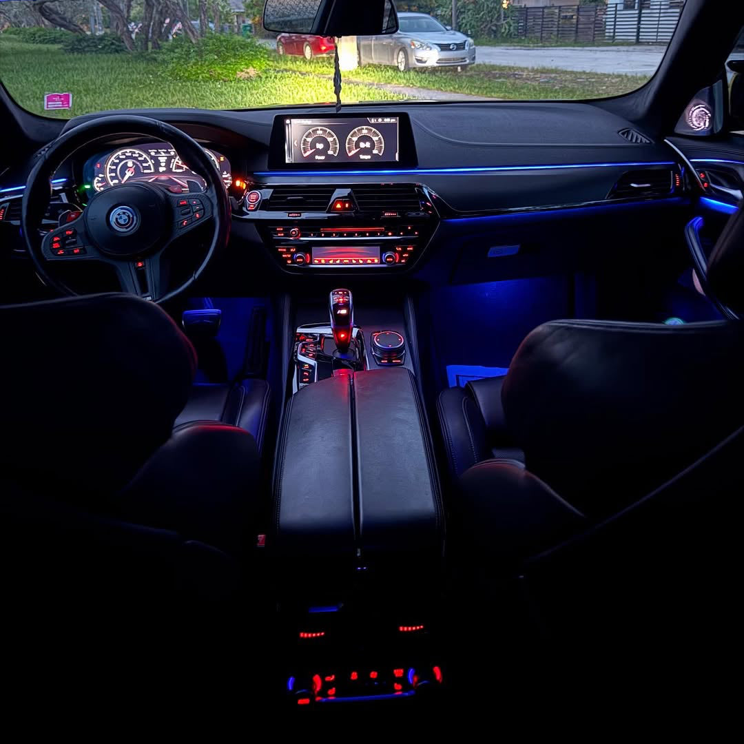 2023 BMW M5